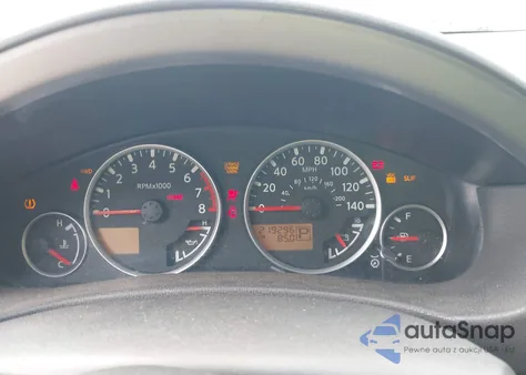 2005 Nissan Pathfinder Le/Se/Xe from USA, damaged, VIN 5N1AR18W95C739667